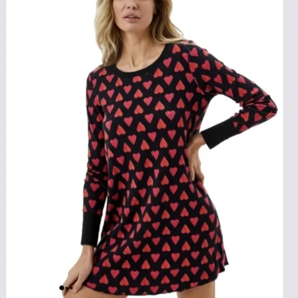 LIMITED EDITION Valentines Day Victoria's Secret Sleep, Long-sleeve sleepshirt